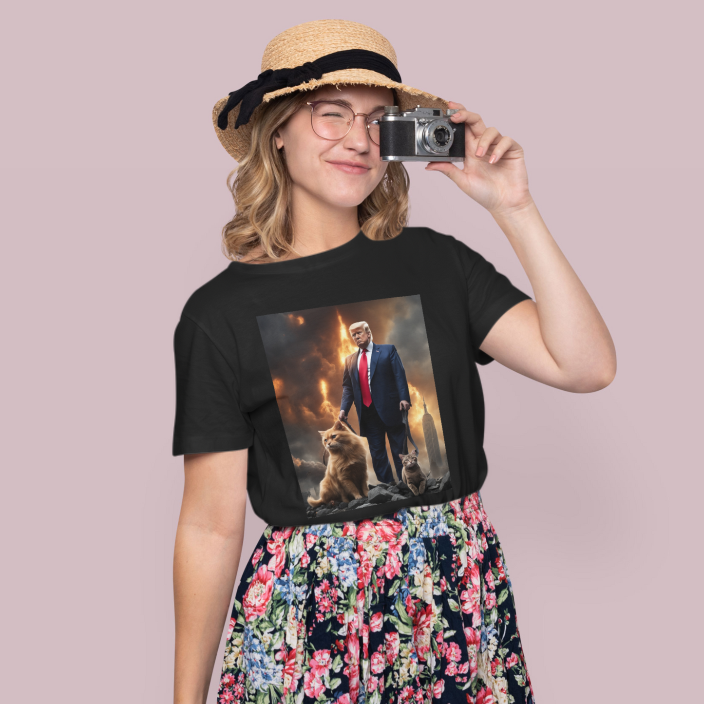 Trump Saving Cat from Apocalypse in New York City Funny T-Shirt